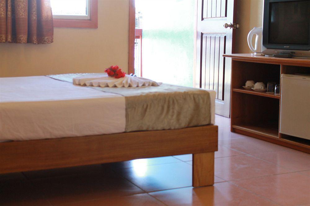 Pacific Crown Hotel Honiara Zewnętrze zdjęcie