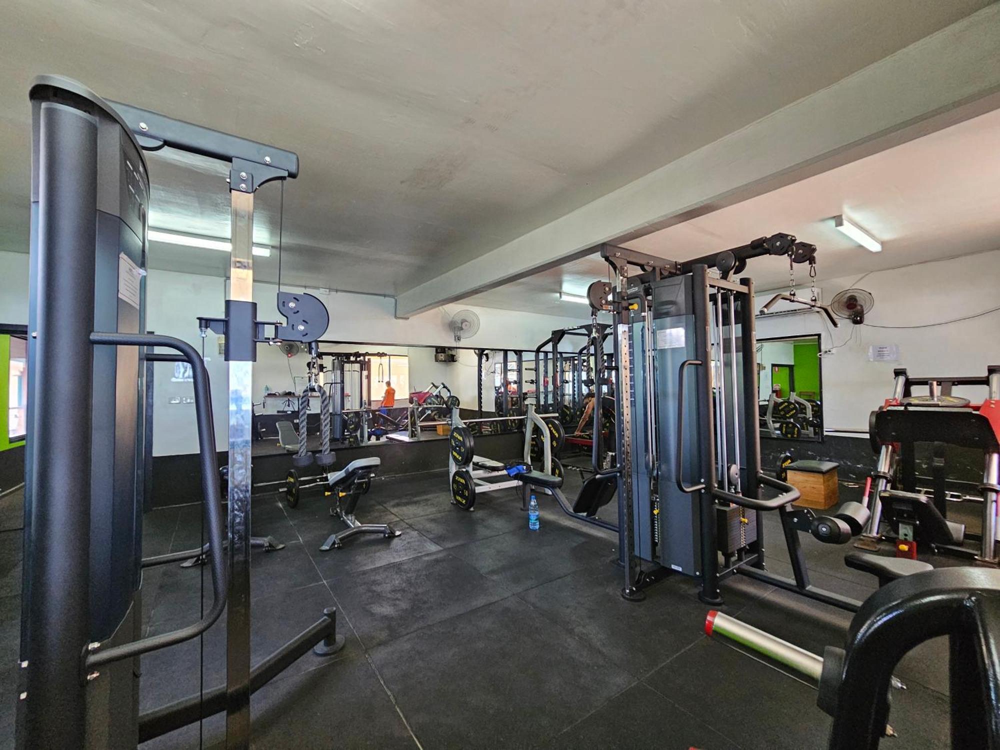 Pacific Crown Hotel Honiara Zewnętrze zdjęcie