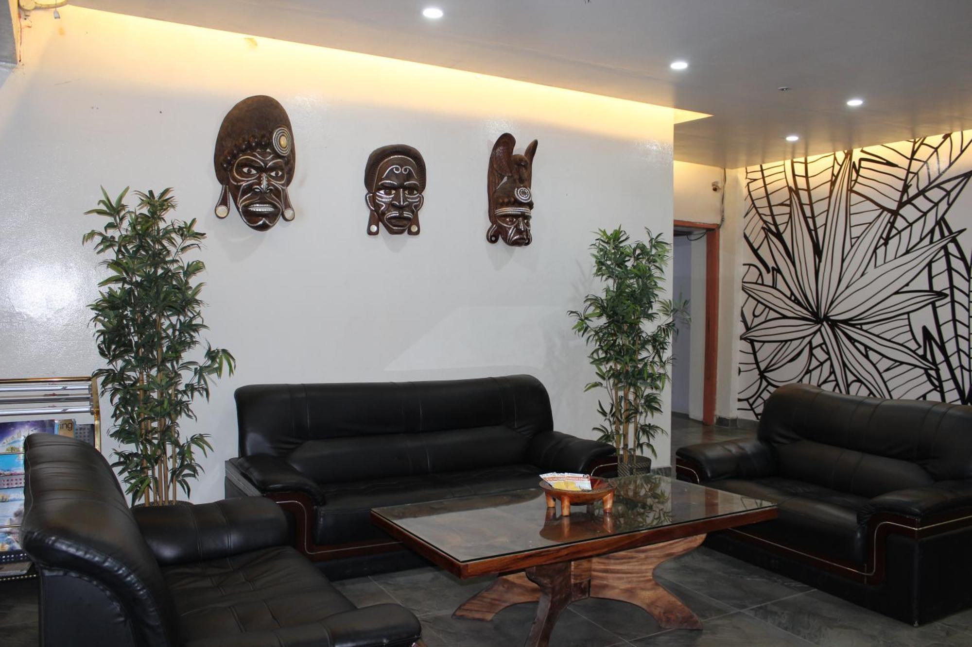 Pacific Crown Hotel Honiara Zewnętrze zdjęcie