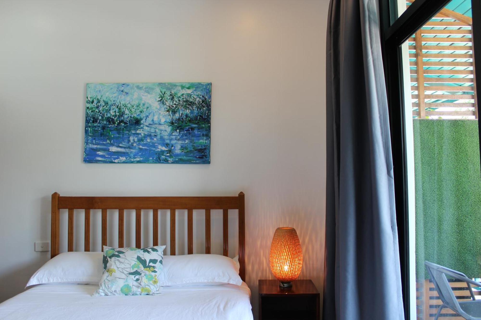 Pacific Crown Hotel Honiara Zewnętrze zdjęcie