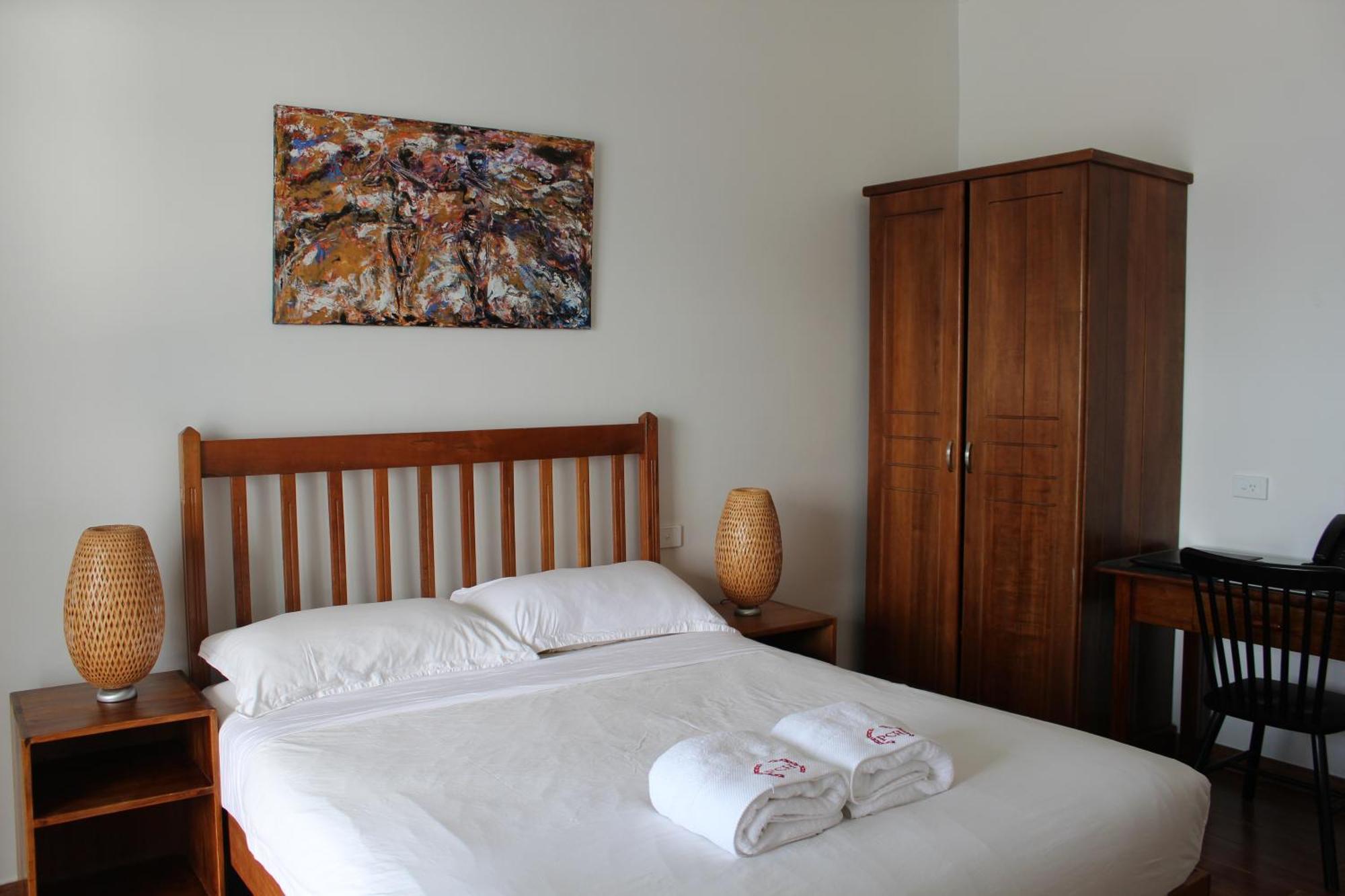 Pacific Crown Hotel Honiara Zewnętrze zdjęcie
