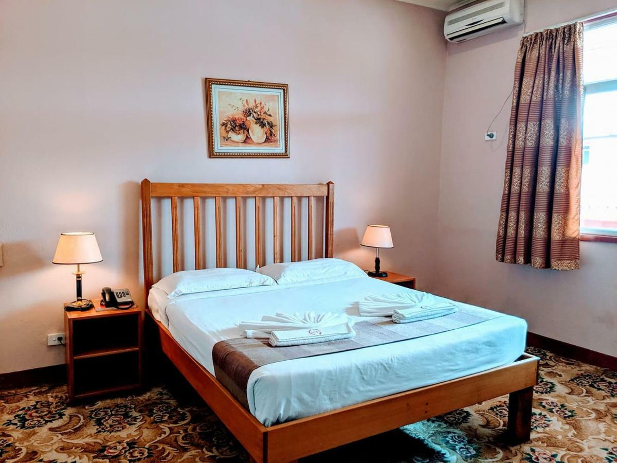 Pacific Crown Hotel Honiara Zewnętrze zdjęcie