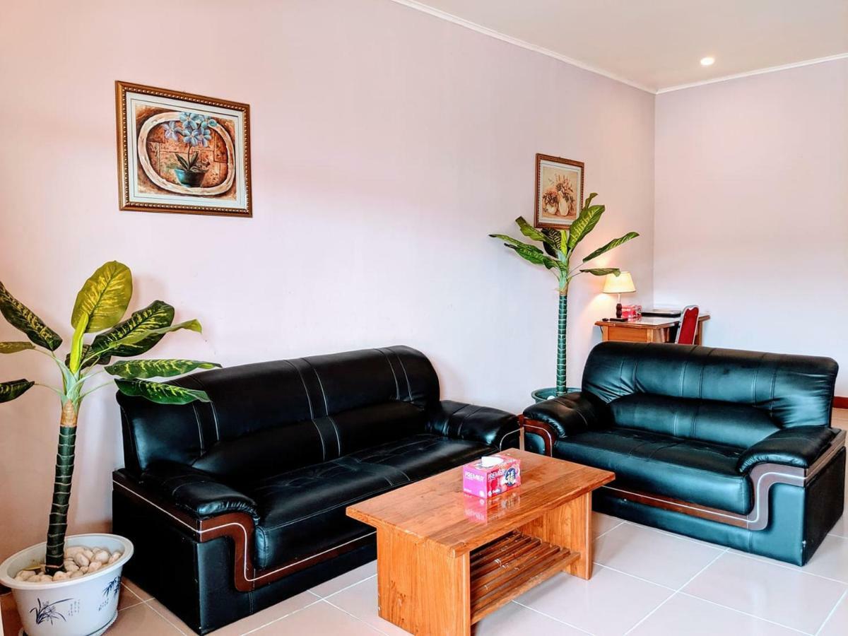 Pacific Crown Hotel Honiara Zewnętrze zdjęcie